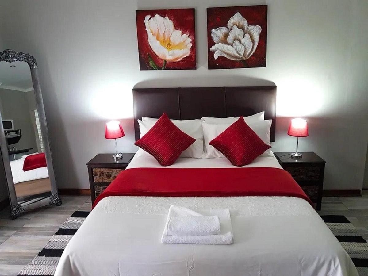 Gemstone Guest House Klerksdorp Exterior foto